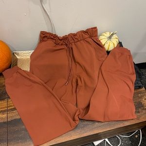 Stretch high rise jogger